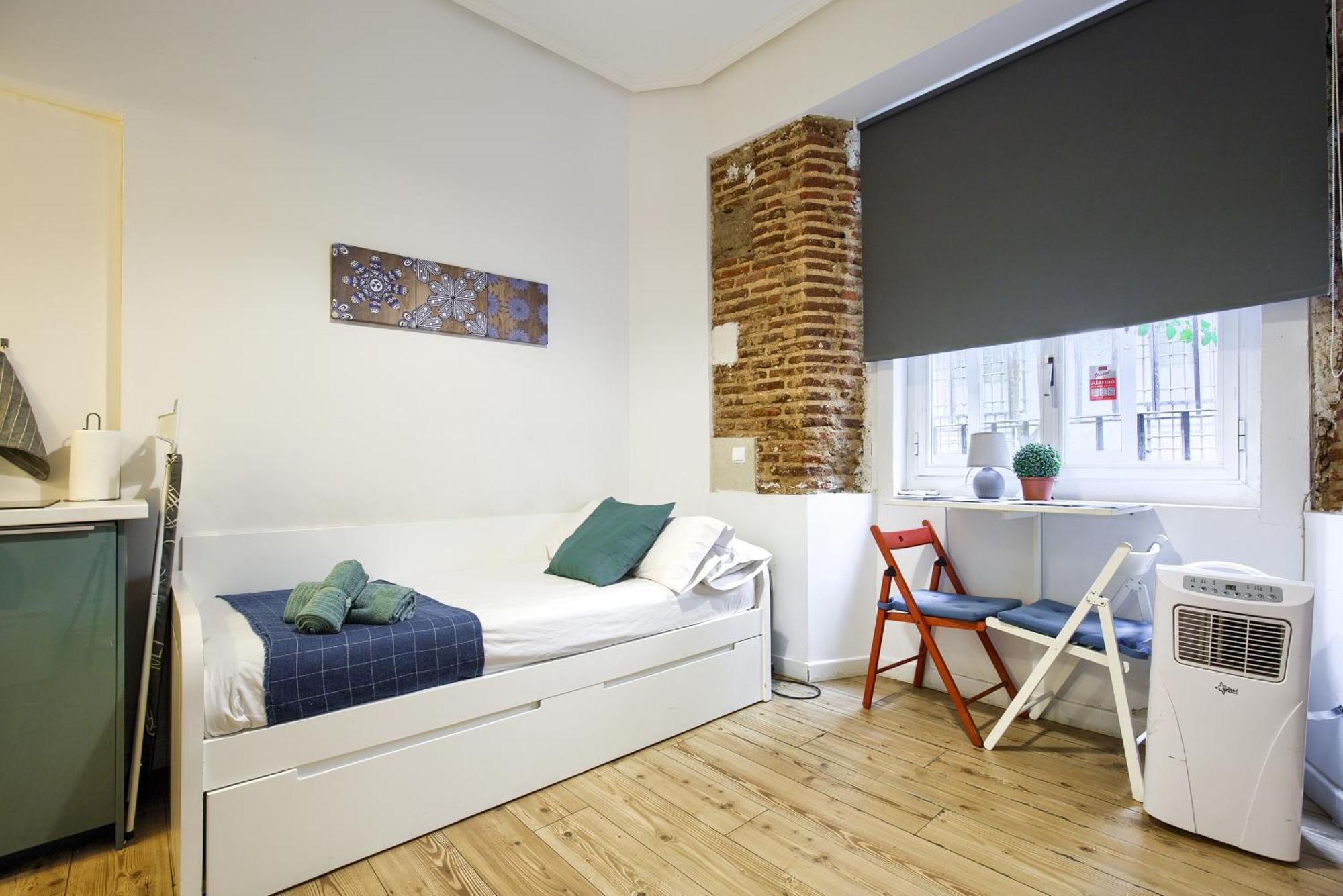 Intimo Estudio En Madrid, Centro, 2Pax, Wifi & Tv Exterior foto