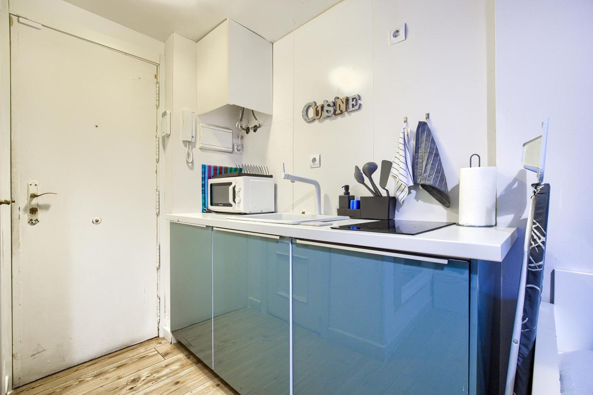 Intimo Estudio En Madrid, Centro, 2Pax, Wifi & Tv Exterior foto