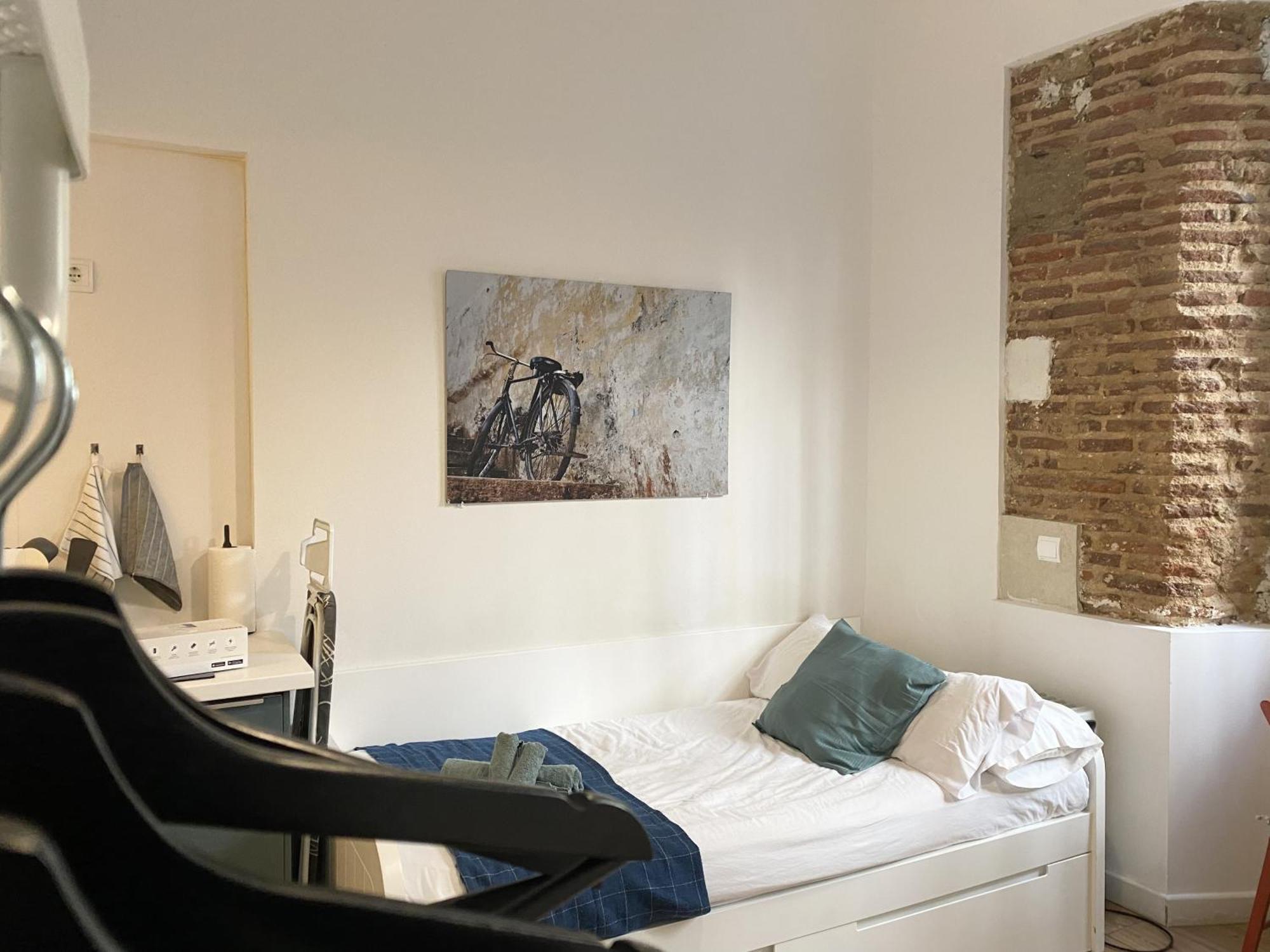 Intimo Estudio En Madrid, Centro, 2Pax, Wifi & Tv Exterior foto